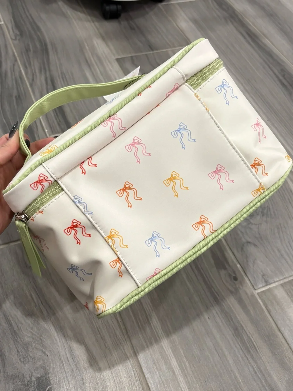 Tender Love & Carry Cream Cosmetic Case with Multicolor Bow Print